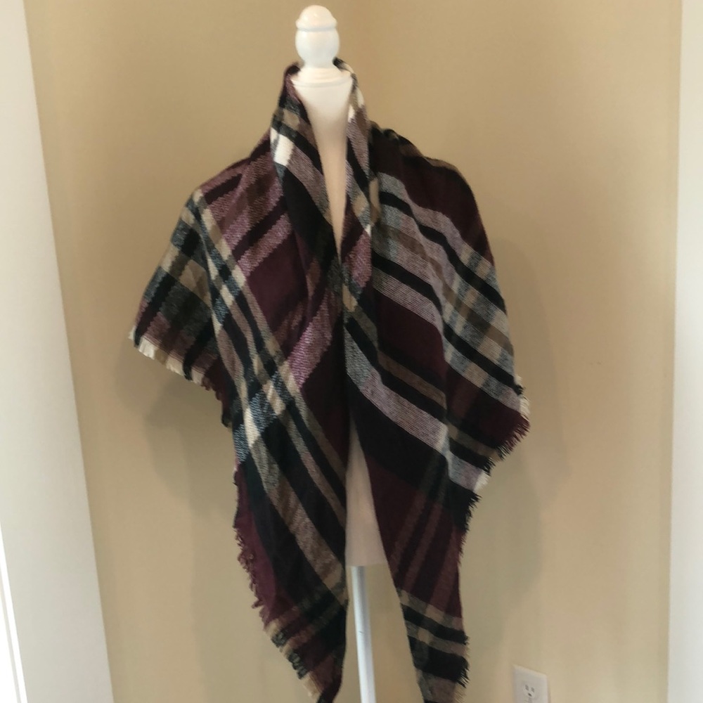 Triangle Scarf